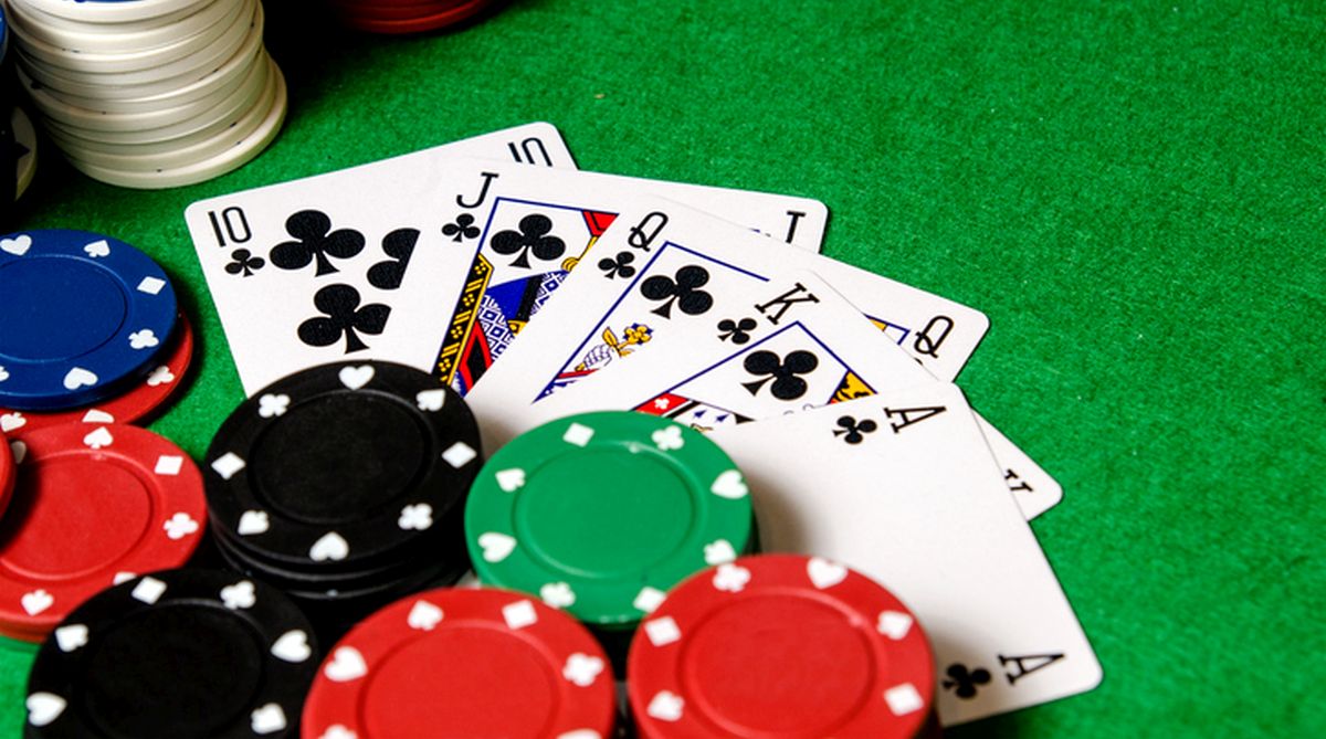 Rakeback and Bonuses: A Requirement for Online Poker Hosting